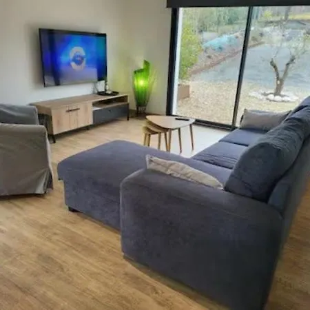 招待所 Newlook 2 特雷利萨克